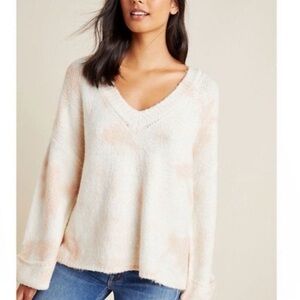 Anthropologie Soft Cream and Pink V-Neck Sweater